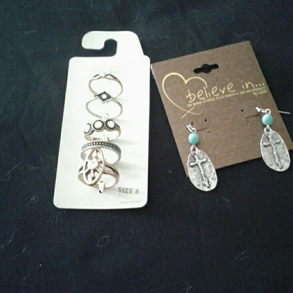 Jewelry rings & earrings