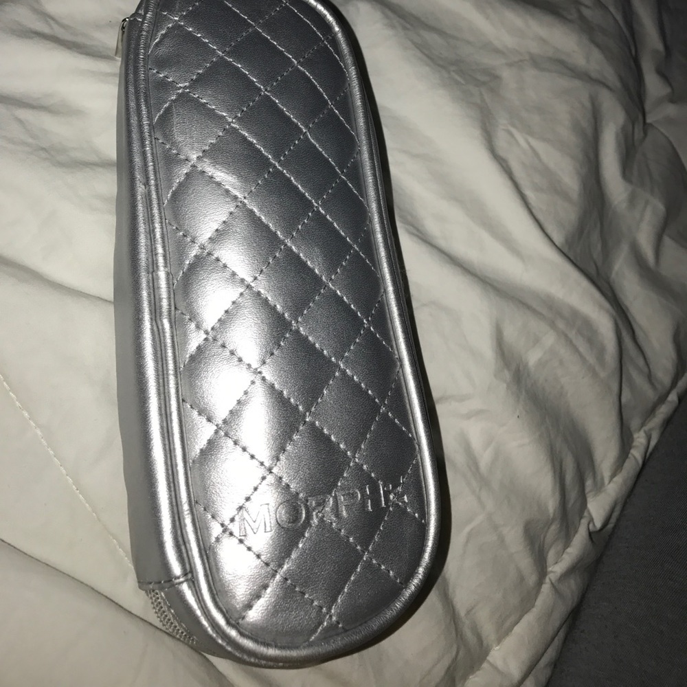 Morphe Brush Zip Up Container