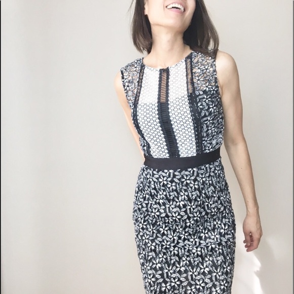 Chantal crocheted 2D dress - Picture 5 of 6