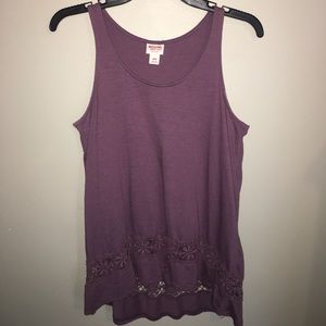 size M plum tank top with crotchet detailing