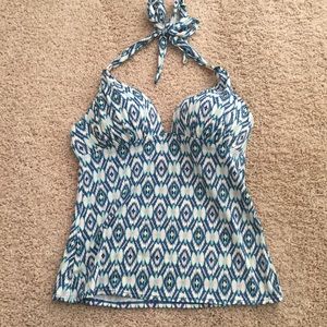 EUC Victoria's Secret ikat tankini top