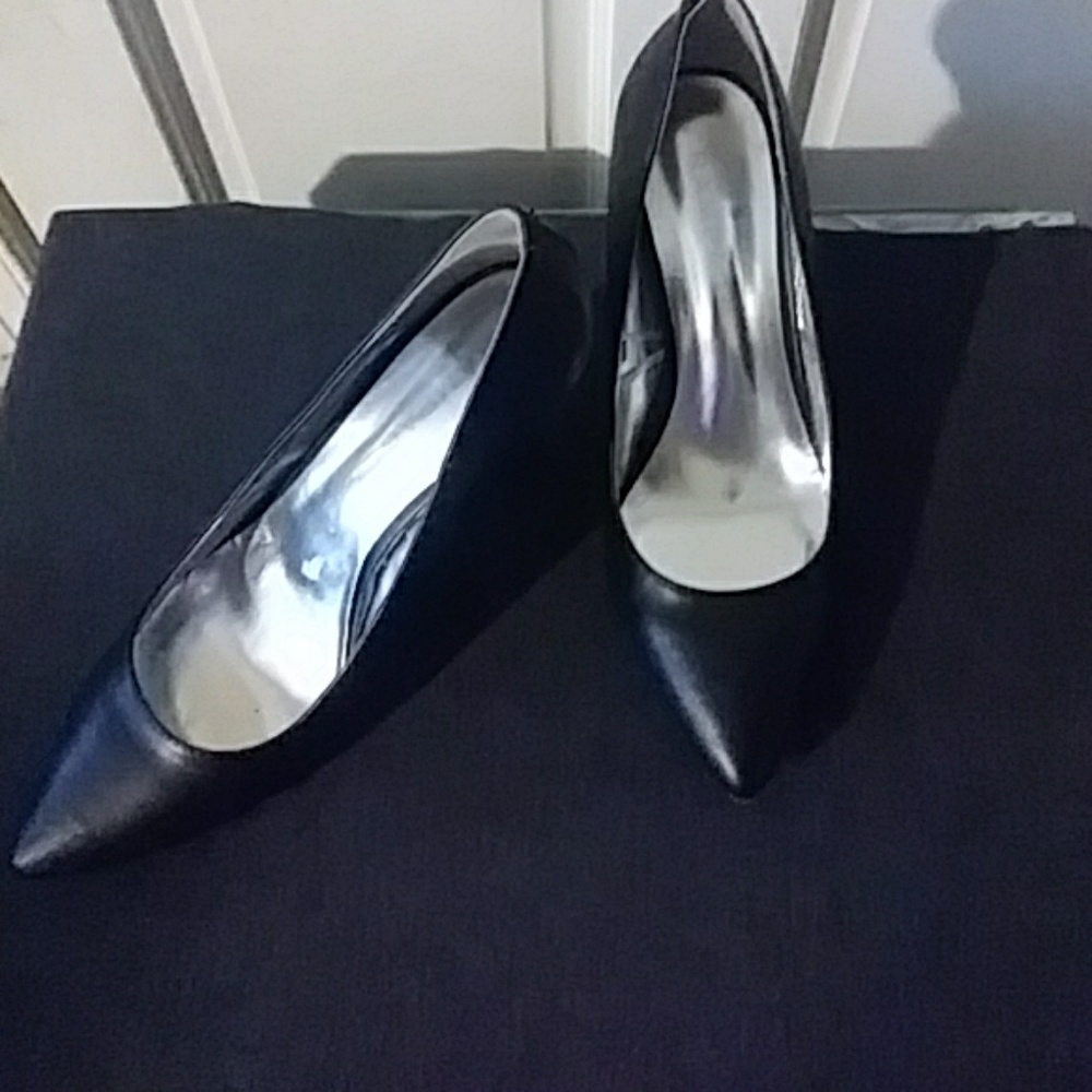 Rampage Heels
