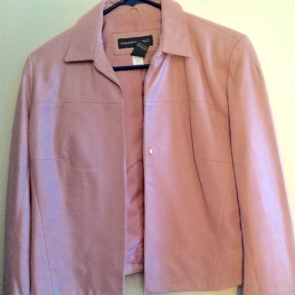 Beautiful pink leather jacket in good condition