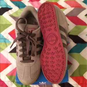 2 pairs of adidas Samoa's