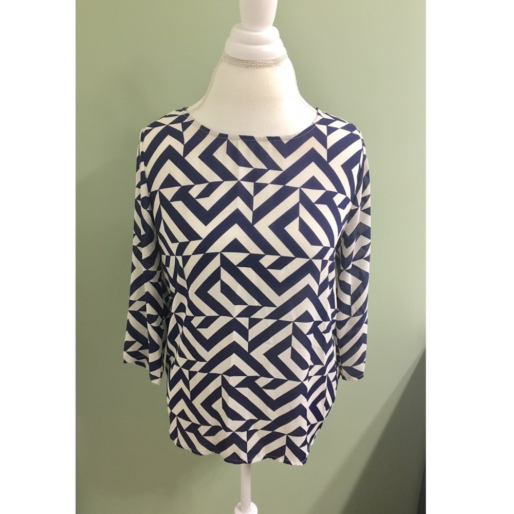 Chevron Top