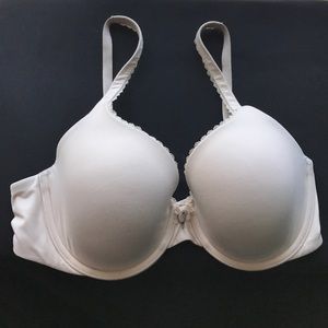 Victoria's Secret Body by Victoria 34D