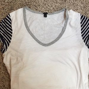 *50%OFF BUNDLES* J Crew tee