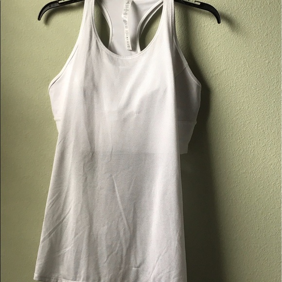 NWT LULULEMON PUSHING LIMITS TANK WHITE -- Size 10 - Picture 2 of 5