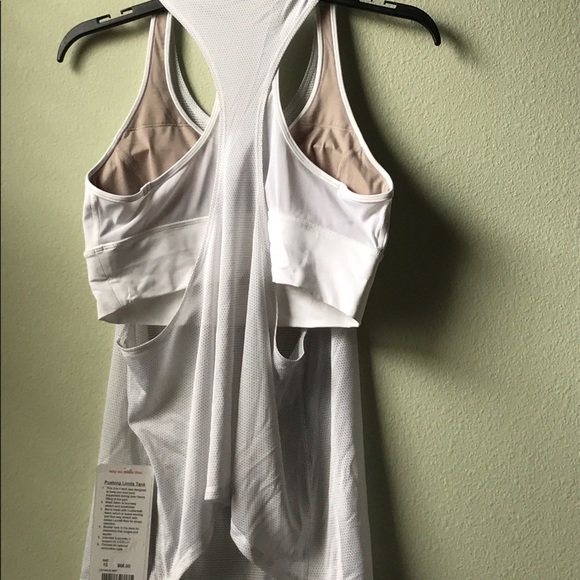 NWT LULULEMON PUSHING LIMITS TANK WHITE -- Size 10 - Picture 3 of 5