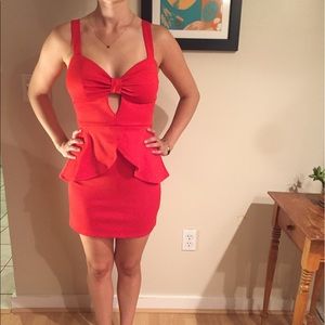 Red cocktail dress- sexy!