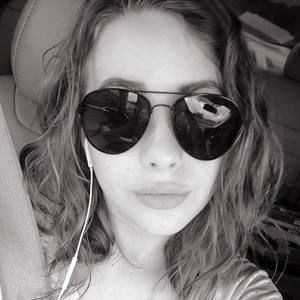 Meet your Posher, Eva