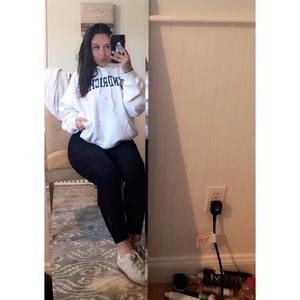 Meet your Posher, Sophie