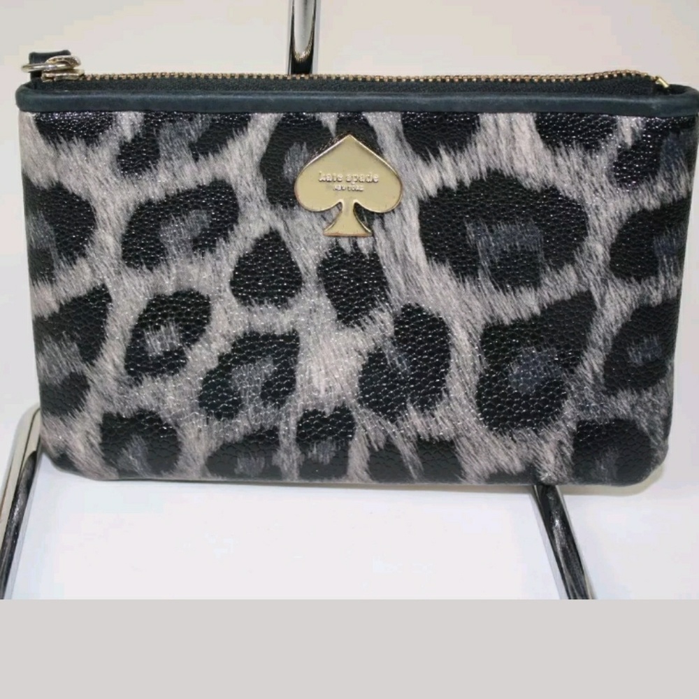 Kate Spade Wristlet Leopard Gray Black