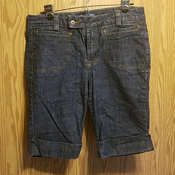 Bermuda Shorts size 10 - Picture 1 of 2