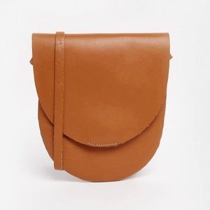 Leather Saddle Cross Body Bag