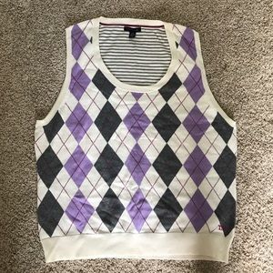 Tommy Hilfiger lightweight argyle sweater vest