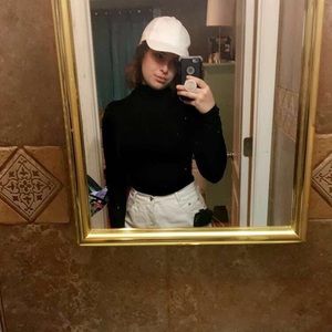 Meet your Posher, Taitum