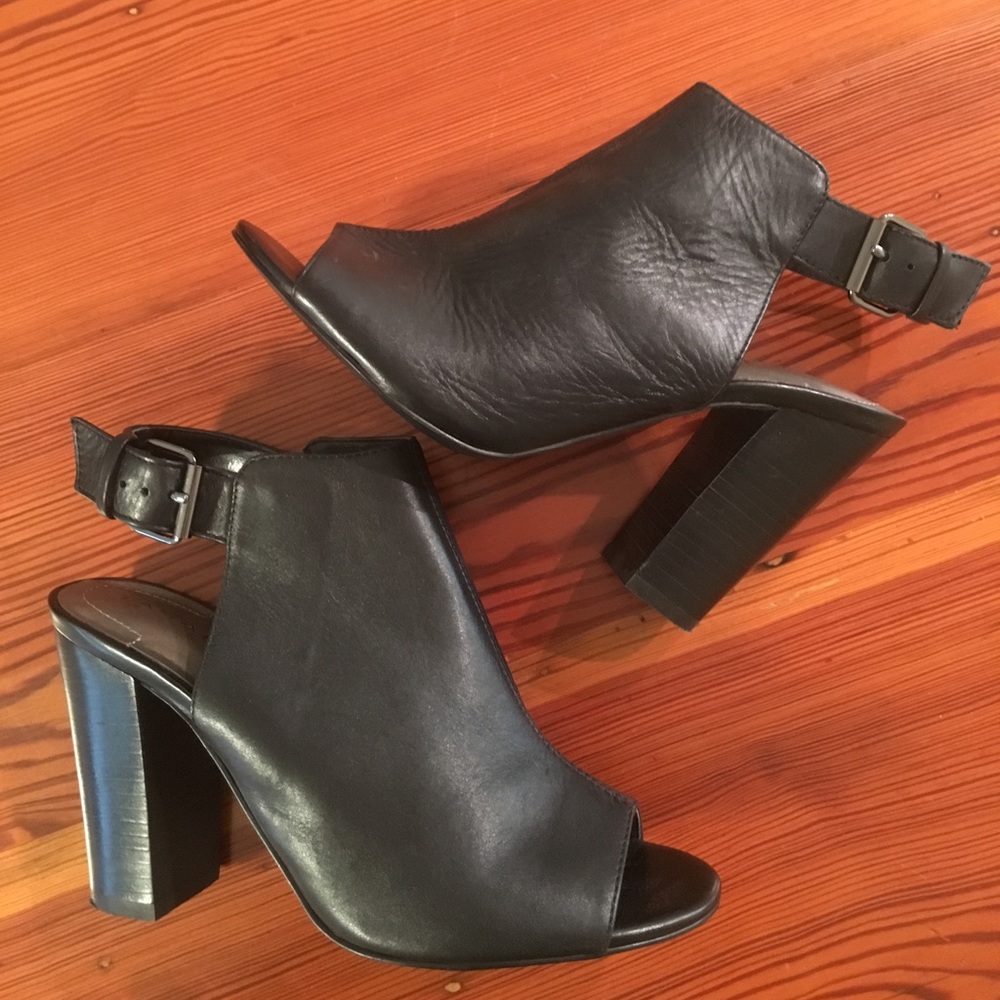 Tahari "Margaret" Heels