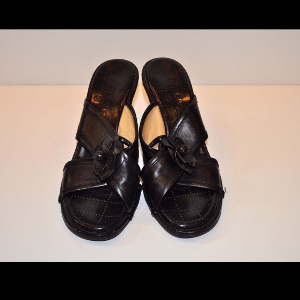 Authentic Chanel Black Open toe Heels w/ Flowers