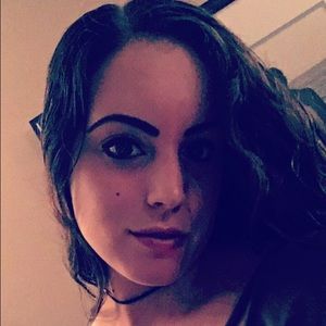 Meet your Posher, Daniele