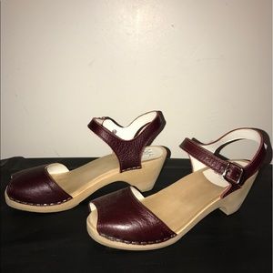 Maguba Swedish clog sandal, maroon