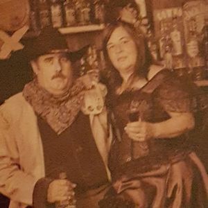 Meet your Posher, Sharon