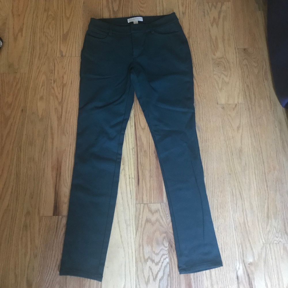 ✨MICHAEL KORS -- DARK GREEN PANTS✨