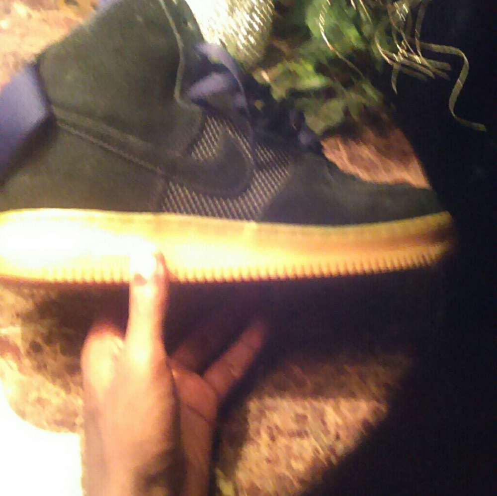 Airforce 1s - Picture 3 of 4