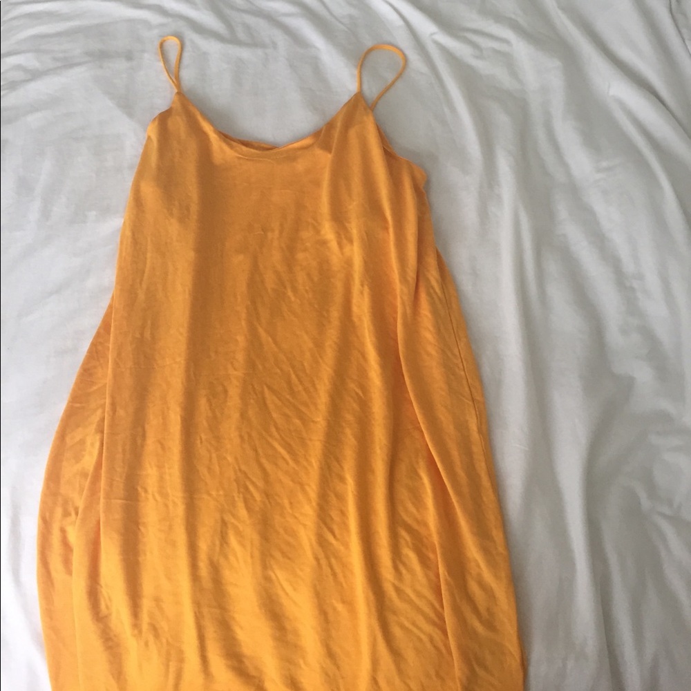 Basic yellow dress