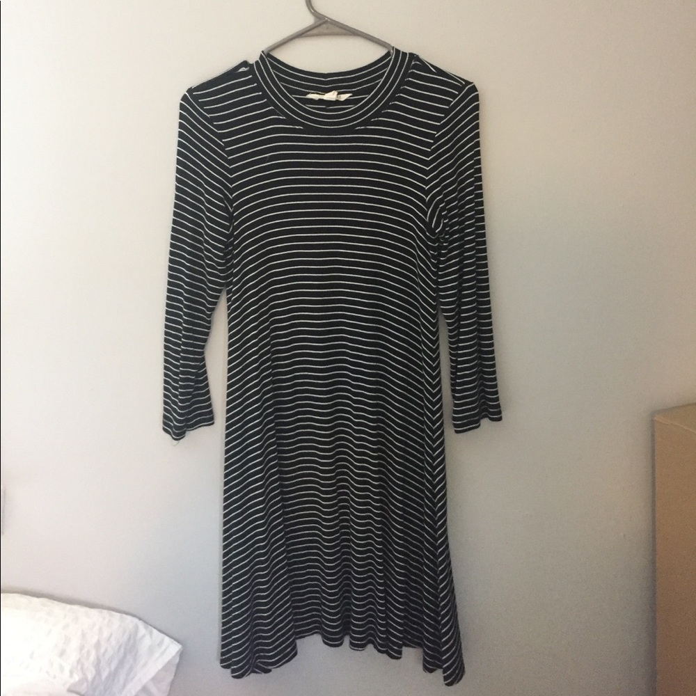 3/4 sleeve stripped dress