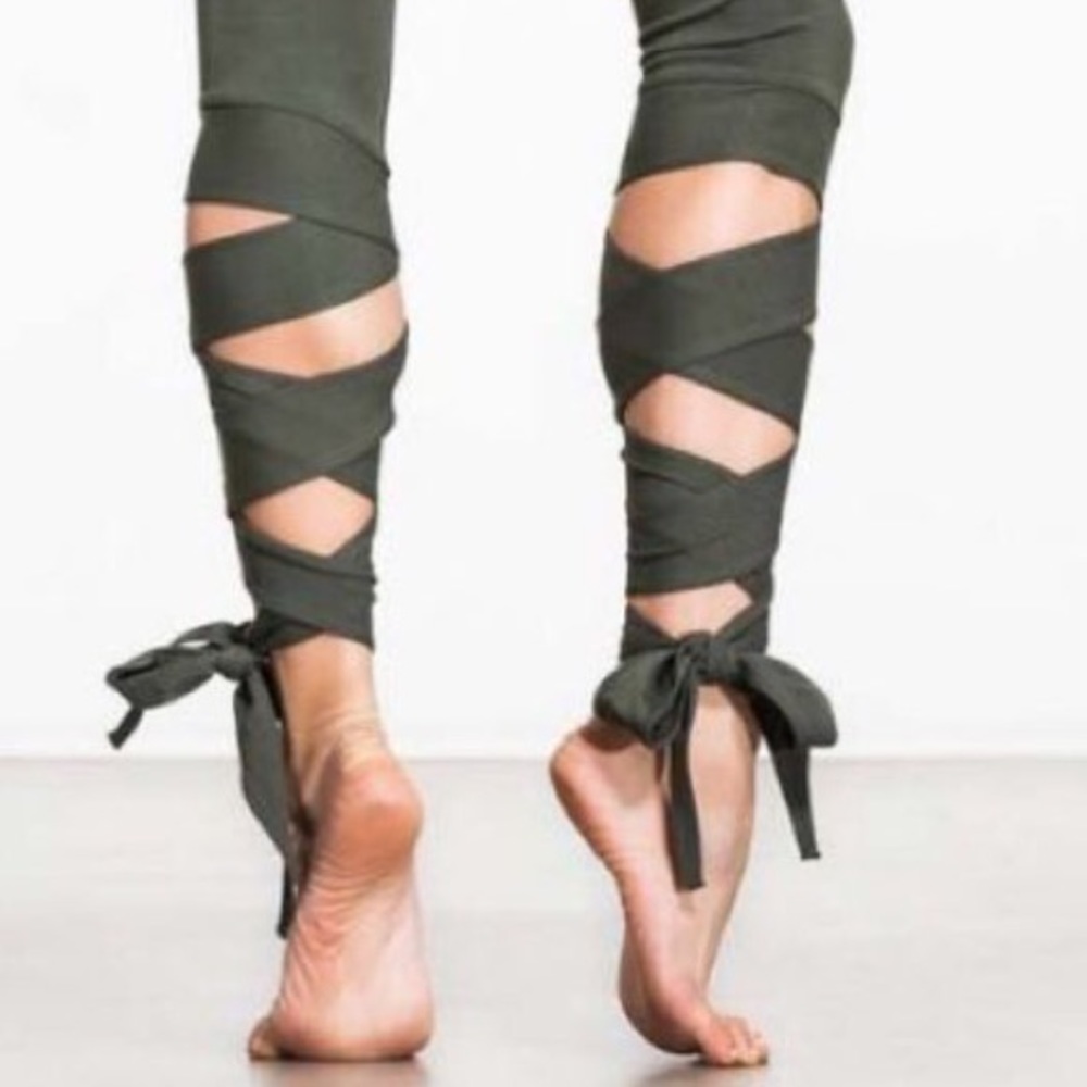 Olive Lace Up Leggings🍂 2 Hr Sale - Picture 3 of 6
