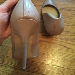 Steve Madden Shoes - Steve Madden Nude Leather Pumps Steve Madden Shoes - Steve Madden Nude Leather Pumps