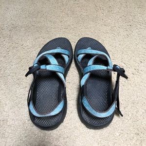 Women's size 7 Chaco Sandal with toe loop