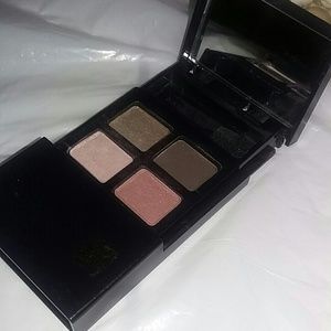 Estee Lauder eye shadow quad