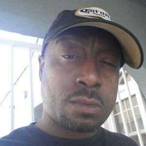 Meet your Posher, Malik chefboom