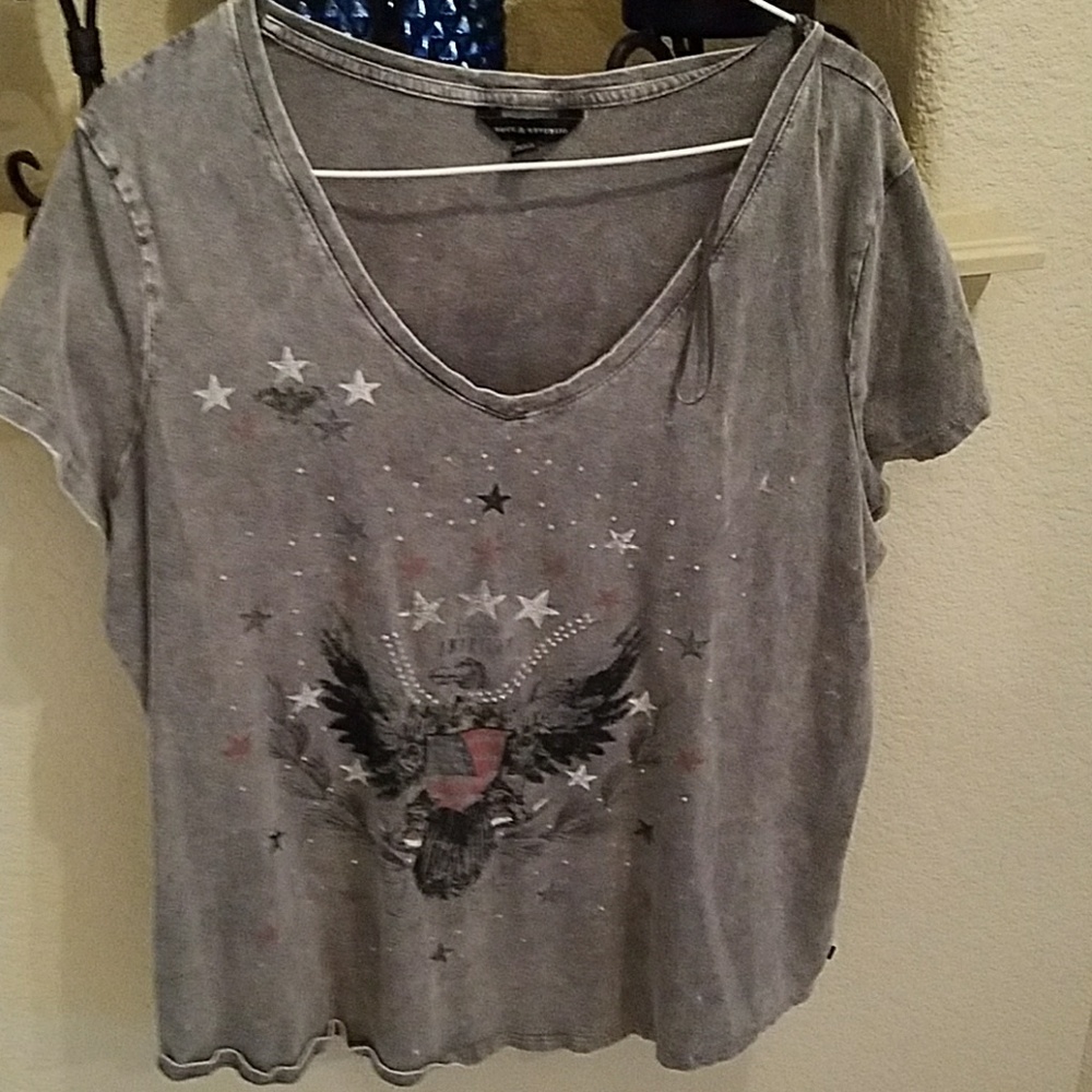 Rock and Republic pull over shirt