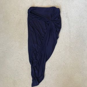 Navy skirt with knot