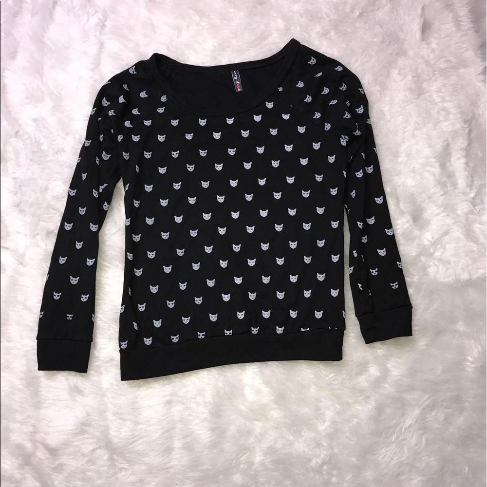Black cat long sleeve top size small