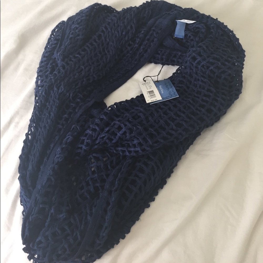 Blue infinity scarf