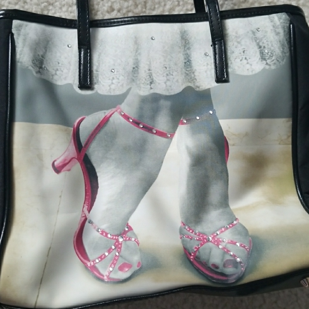 Purse - Picture 3 of 3