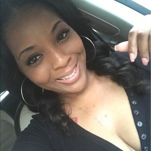 Meet your Posher, Whitney