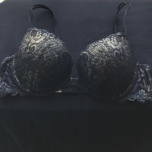 Victoria's Secret Very Sexy Push-Up 38B