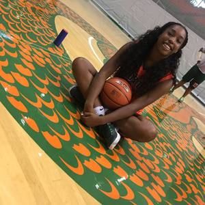 Meet your Posher, Deann