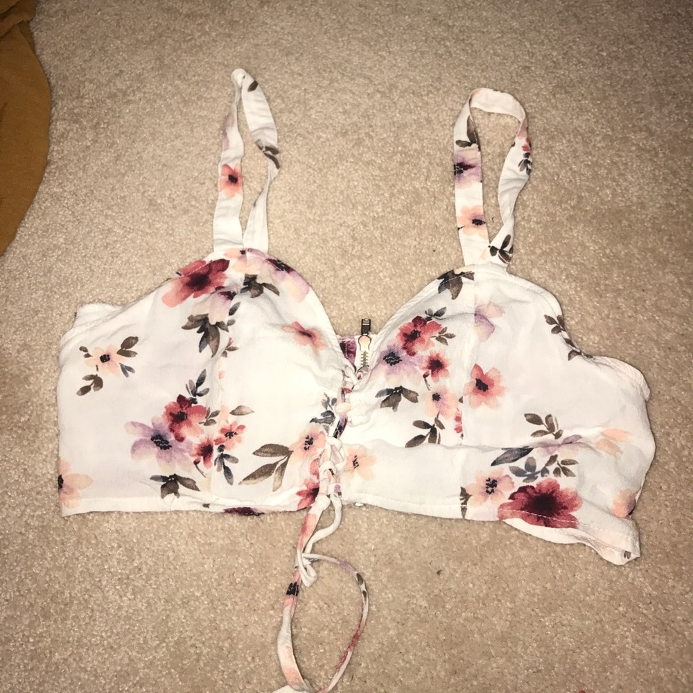 Crop top - Picture 2 of 4