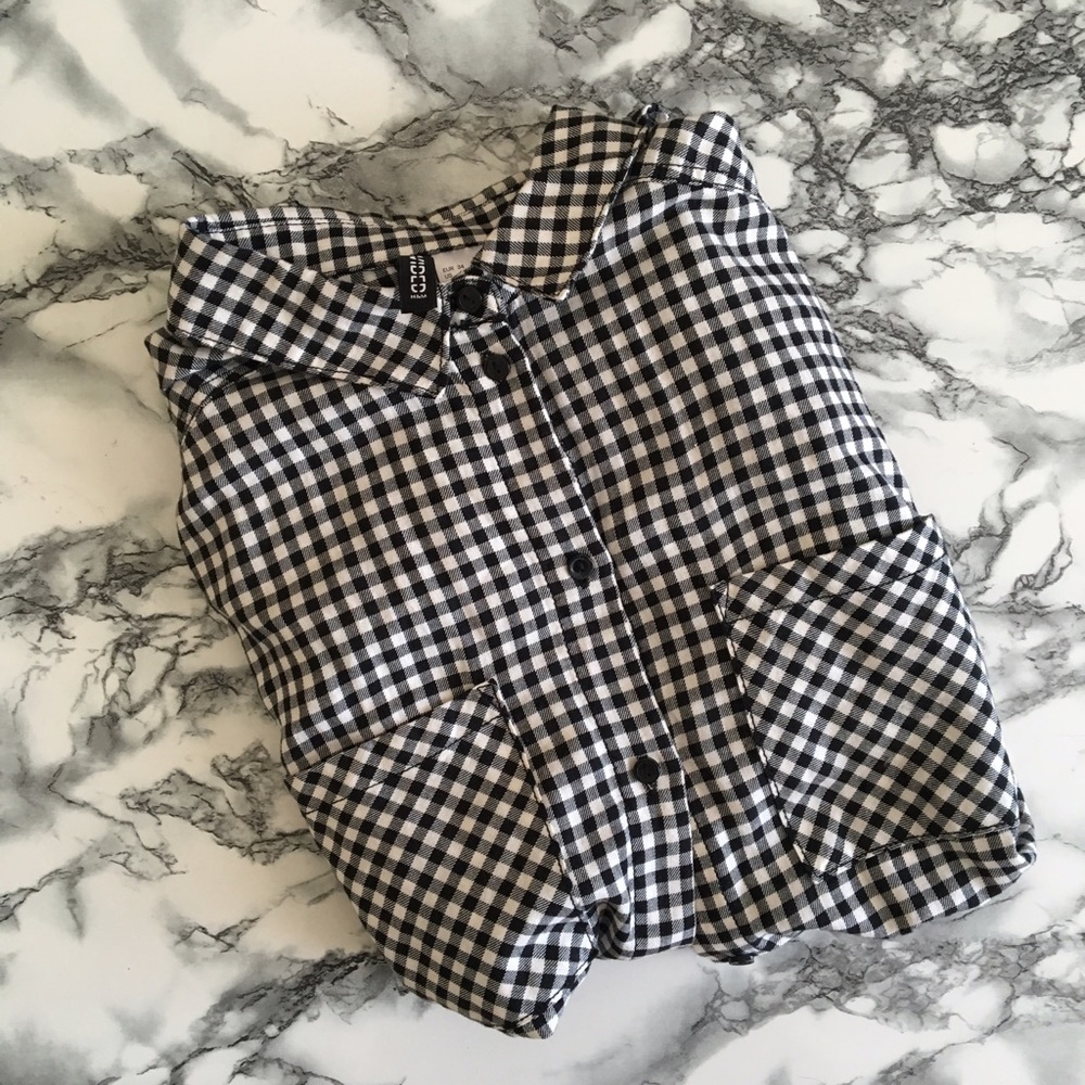 TRENDY!! Gingham Button Down Top