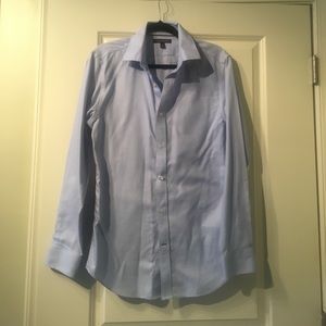 Men's light blue non-iron tailored dress shirt