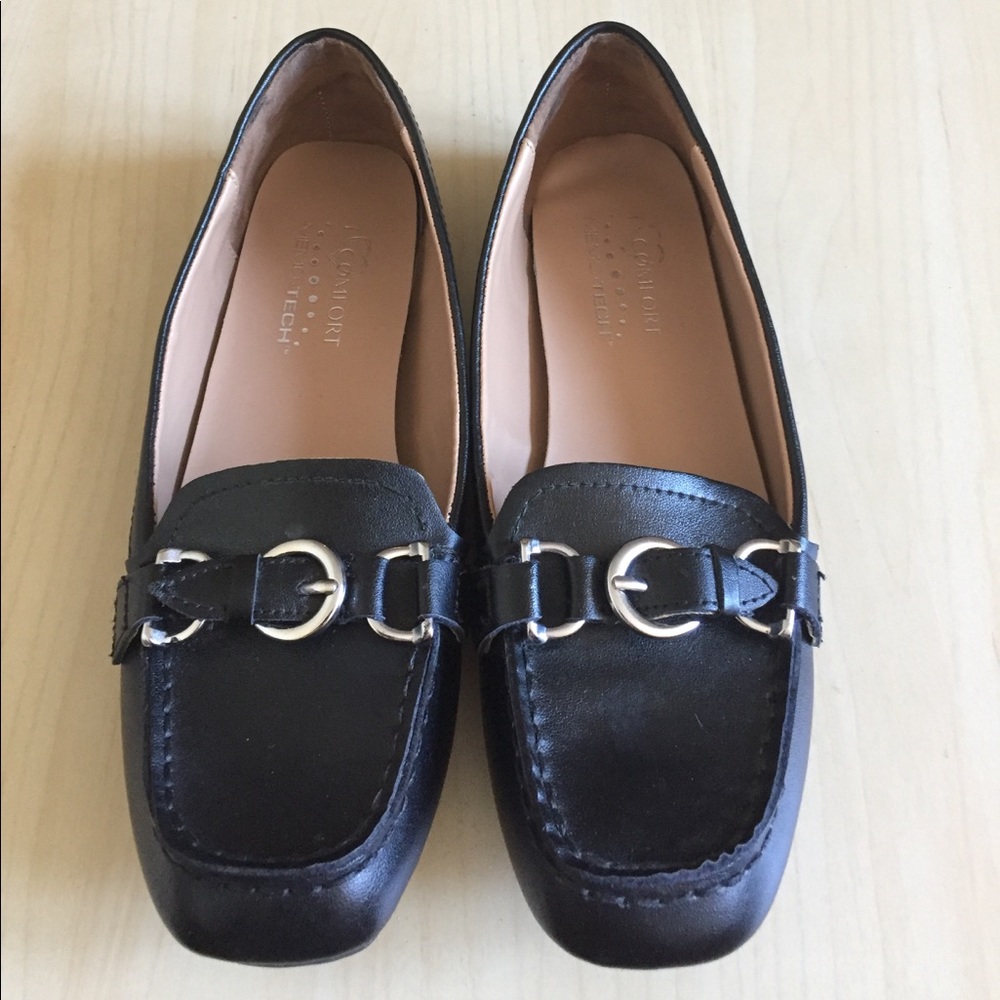 i-comfort 8.5 black flats! Almost new!