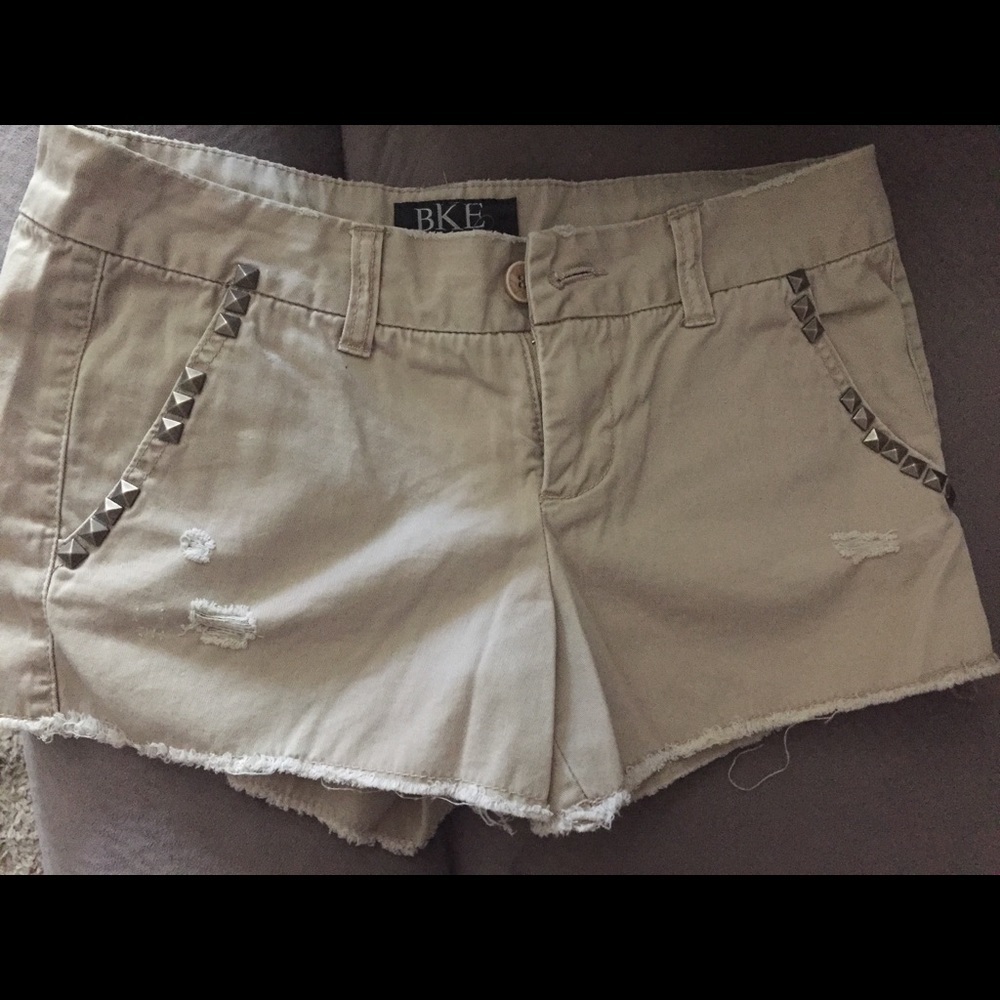 BKE khaki distressed shorts