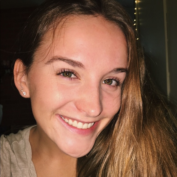 Meet your Posher, Robin - Picture 1 of 2