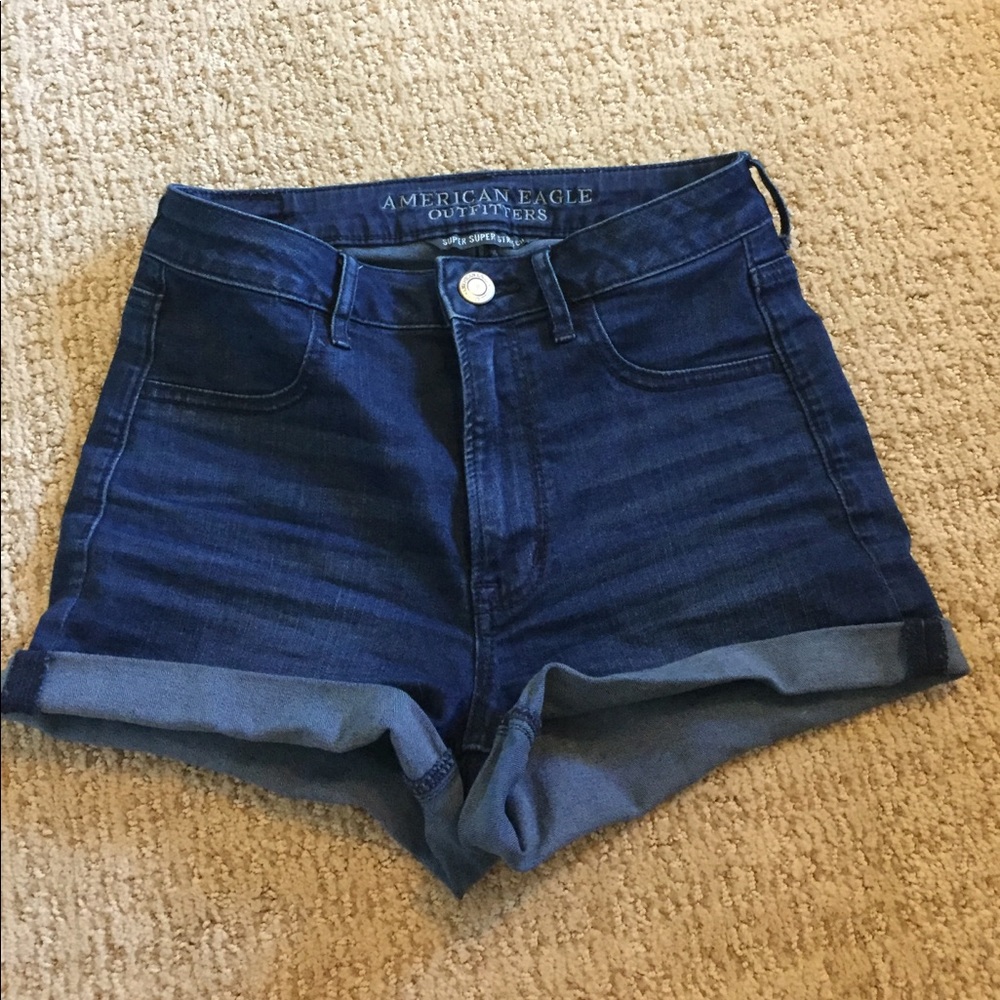 Super stretch high rise American Eagle Shorts!
